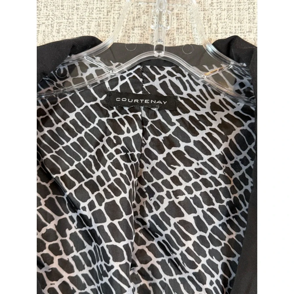 Courtenay Womens Black Ruffle Collar Belted Jacket Animal Print Lining Pics 4 Sz